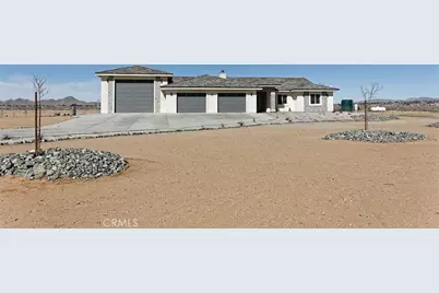 23280 Ramona Avenue, Apple Valley, CA 92307 - Photo 60