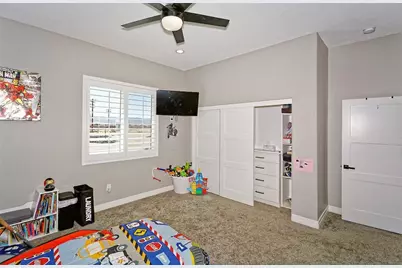 23280 Ramona Avenue, Apple Valley, CA 92307 - Photo 26