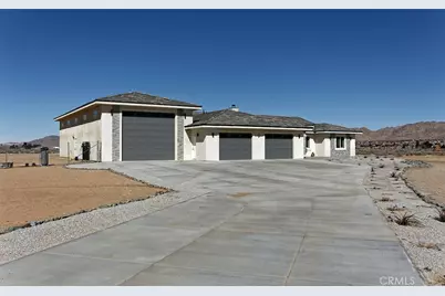 23280 Ramona Avenue, Apple Valley, CA 92307 - Photo 4