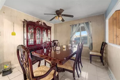 36769 Richards, Barstow, CA 92311 - Photo 16