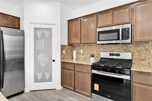 12615 Versaille St, Victorville, CA 92394 - Photo 10
