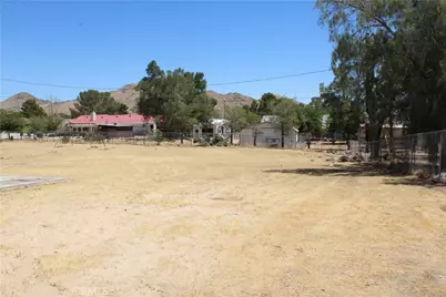 15975 Venango Road, Apple Valley, CA 92307 - Photo 18