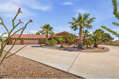 16385 Kamana Court, Apple Valley, CA 92307 - Photo 2