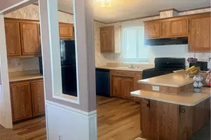 13393 Mariposa Rd, Victorville, CA 92395 - Photo 16