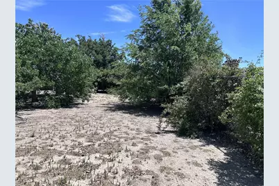 15000 Genesee, Apple Valley, CA 92307 - Photo 8