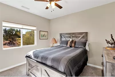 8140 Heartland, Oak Hills, CA 92344 - Photo 26