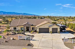 8140 Heartland, Oak Hills, CA 92344 - Photo 56