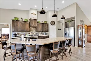 8140 Heartland, Oak Hills, CA 92344 - Photo 16