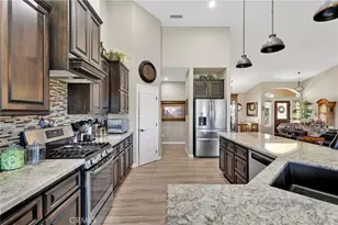 8140 Heartland, Oak Hills, CA 92344 - Photo 10