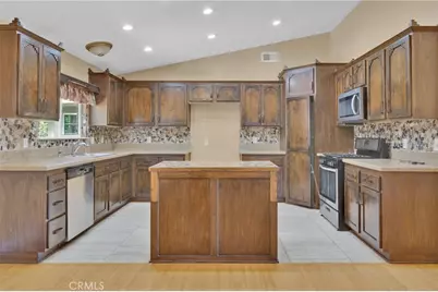 10768 10th, Hesperia, CA 92345 - Photo 12