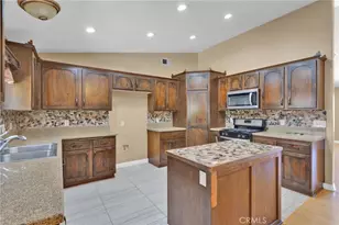 10768 10th, Hesperia, CA 92345 - Photo 14
