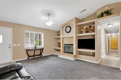15184 Walnut, Hesperia, CA 92345 - Photo 4