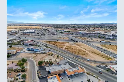 12033 Mariposa, Hesperia, CA 92345 - Photo 4