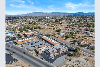 12033 Mariposa, Hesperia, CA 92345 - Photo 2