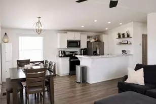 11561 Buena Vista, Pinon Hills, CA 92372 - Photo 4