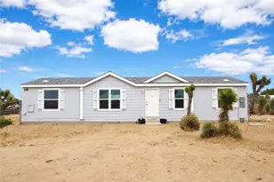 11561 Buena Vista, Pinon Hills, CA 92372 - Photo 1