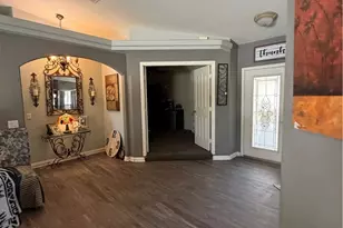 8026 Primrose Ave, Oak Hills, CA 92344 - Photo 18