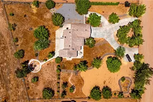 8026 Primrose Ave, Oak Hills, CA 92344 - Photo 8