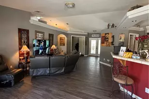 8026 Primrose Ave, Oak Hills, CA 92344 - Photo 16