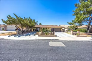 15859 Nassau Dr, Victorville, CA 92395 - Photo 4
