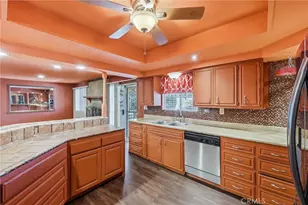 15859 Nassau Dr, Victorville, CA 92395 - Photo 12