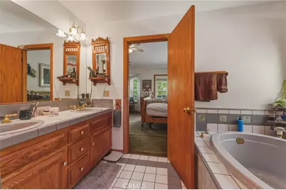 775 Madera, Lake Arrowhead, CA 92352 - Photo 36