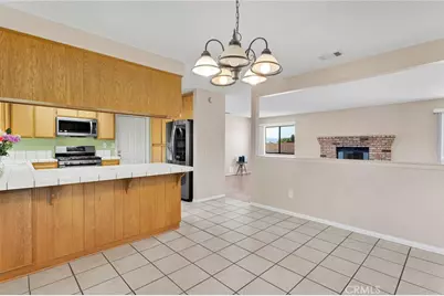 15185 Orange, Hesperia, CA 92345 - Photo 18