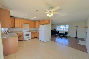 10819 Nambe Rd, Apple Valley, CA 92308 - Photo 6
