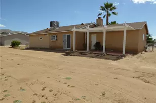 10819 Nambe Rd, Apple Valley, CA 92308 - Photo 12