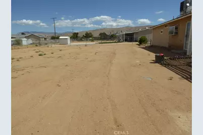 10819 Nambe Road, Apple Valley, CA 92308 - Photo 10