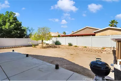 15824 Desert Pass, Adelanto, CA 92301 - Photo 32