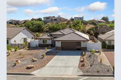 13720 Spring Valley Parkway, Victorville, CA 92395 - Photo 28