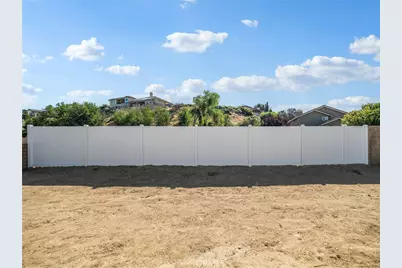 13720 Spring Valley Parkway, Victorville, CA 92395 - Photo 48