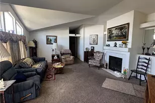 13999 Silver Lake, Victorville, CA 92395 - Photo 4