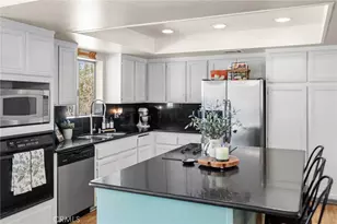 9240 Avalon, Phelan, CA 92371 - Photo 14