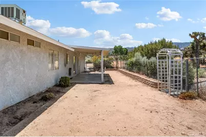 9240 Avalon, Phelan, CA 92371 - Photo 38