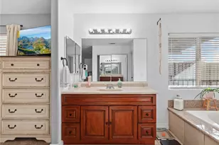 13966 Driftwood, Victorville, CA 92395 - Photo 32