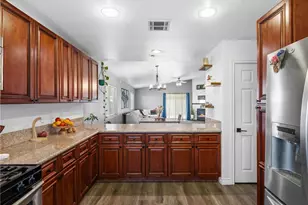 13966 Driftwood, Victorville, CA 92395 - Photo 12
