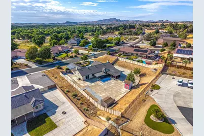 13997 Riverside, Apple Valley, CA 92307 - Photo 56