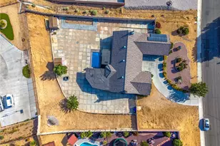 13997 Riverside, Apple Valley, CA 92307 - Photo 54