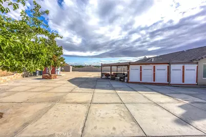 13997 Riverside, Apple Valley, CA 92307 - Photo 46