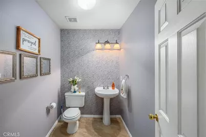13997 Riverside, Apple Valley, CA 92307 - Photo 30