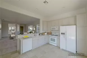 19466 Crystal Springs, Apple Valley, CA 92308 - Photo 2