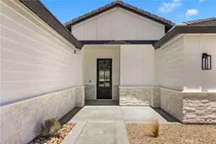 20112 Sahale Rd, Apple Valley, CA 92307 - Photo 6