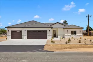 20112 Sahale Rd, Apple Valley, CA 92307 - Photo 2