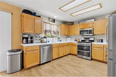 39233 Raphael Lane, Palmdale, CA 93551 - Photo 14