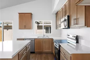 11785 Sebastian Dr #1&amp 2, Adelanto, CA 92301 - Photo 10