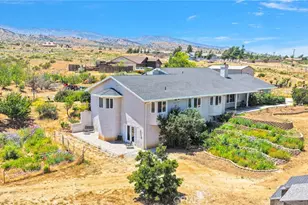 5137 Cygnet, Phelan, CA 92371 - Photo 2
