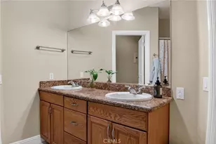 11380 Rochester, Phelan, CA 92371 - Photo 36