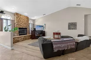11380 Rochester, Phelan, CA 92371 - Photo 10